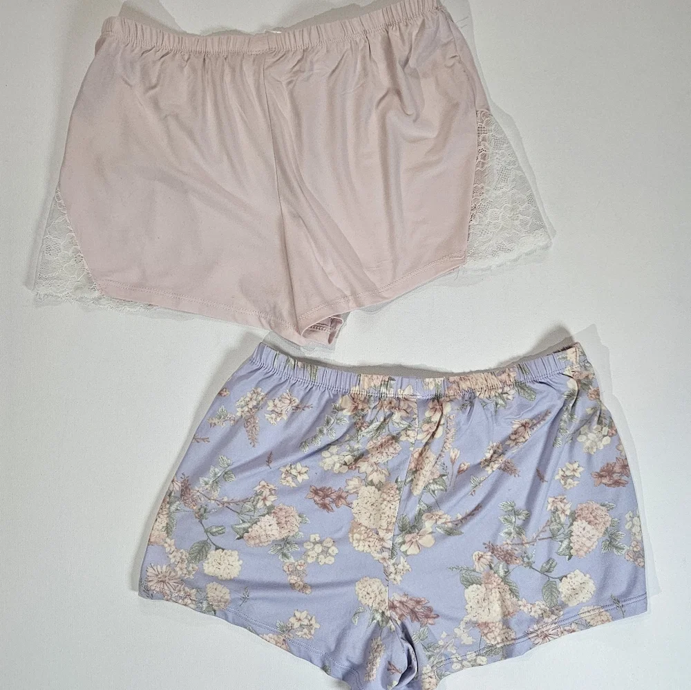 FLORA women’s sleepwear